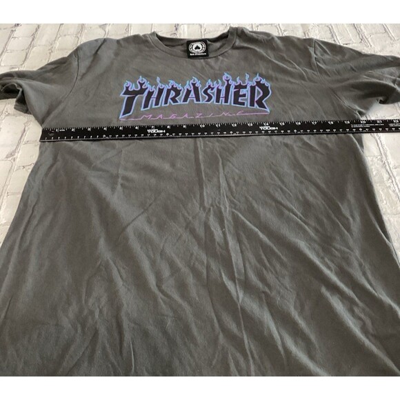 Thrasher T-Shirt Men's Size Large Color Purple Magazine Skateboarding Graphic T - Picture 6 of 7